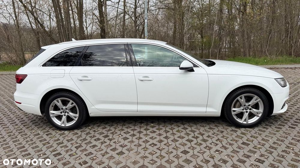 Audi A4 Avant 40 TDI S tronic - 4