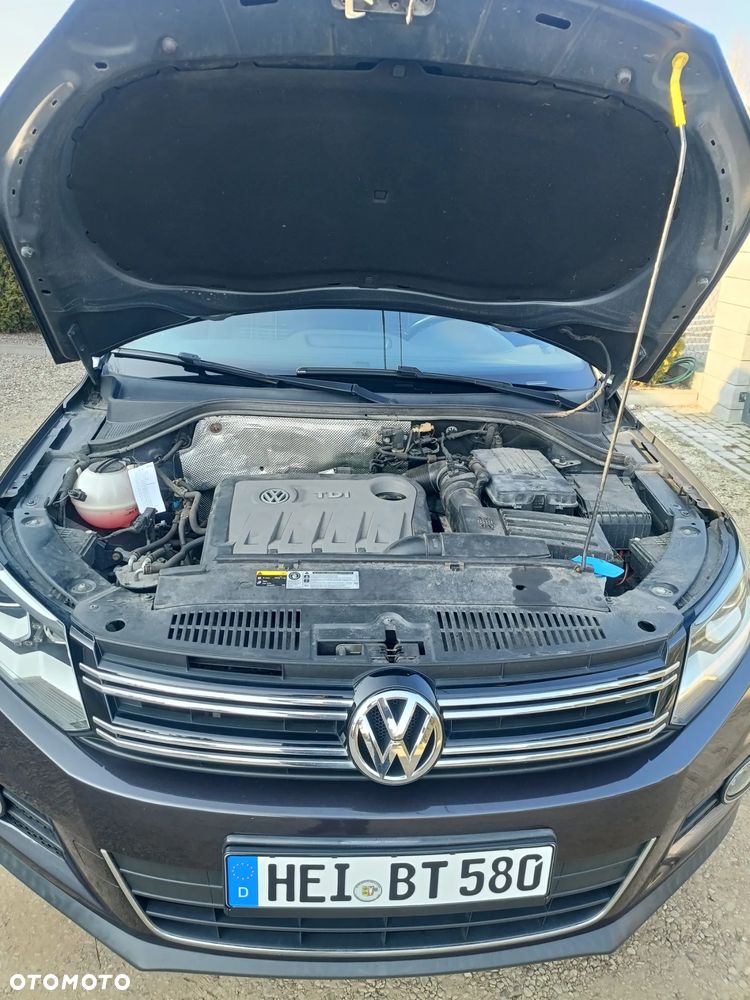 Volkswagen Tiguan 2.0 TDI DPF BlueMotion Technology Lounge Sport & Style - 21