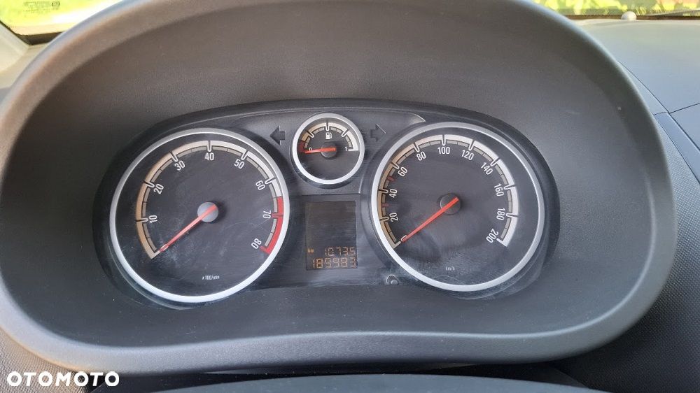 Opel Corsa - 11