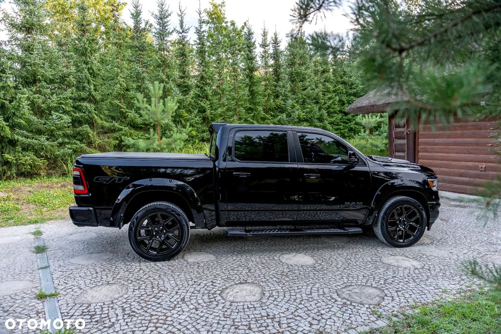 RAM 1500 5.7 Crew Cab Shortbed Limited Black - 15