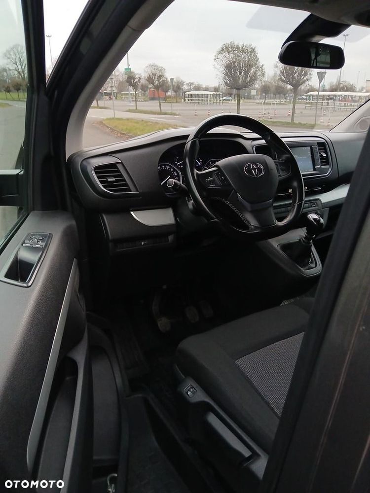 Toyota Proace Verso 2.0 D4-D Long Business - 17