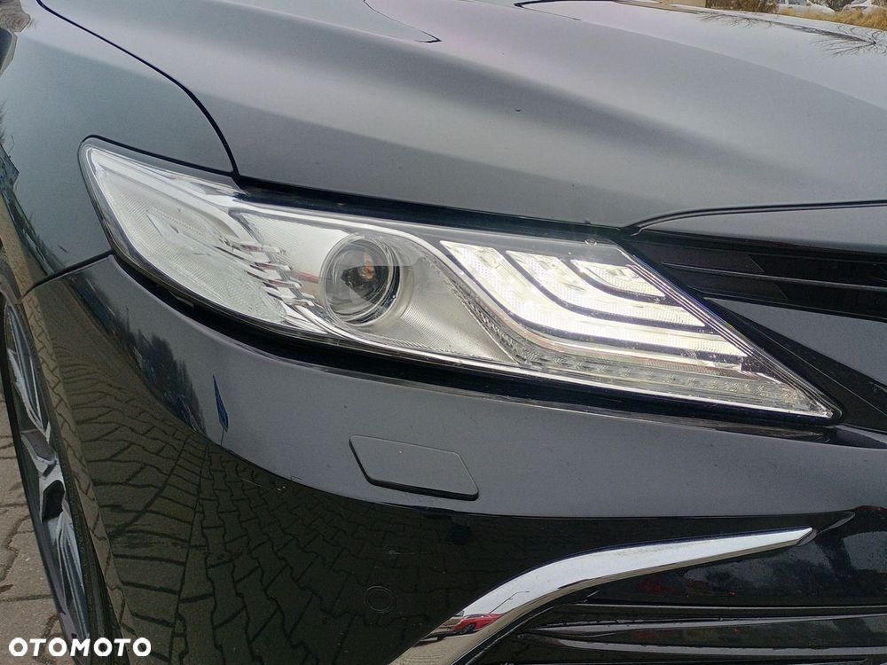 Toyota Camry 2.5 Hybrid Executive CVT - 9