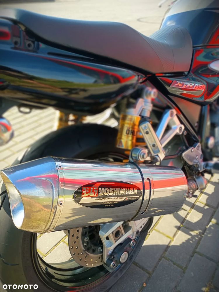 Yamaha XJR - 6