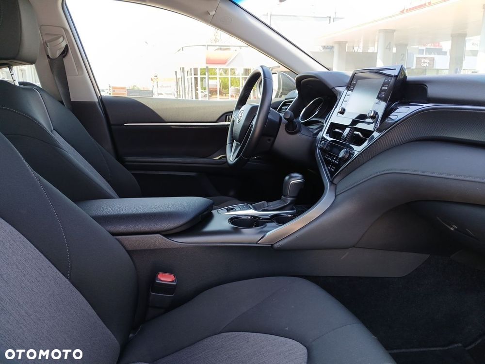 Toyota Camry 2.5 Hybrid Comfort CVT - 9