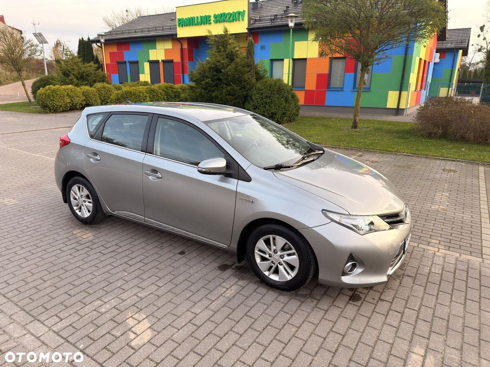 Toyota Auris - 1