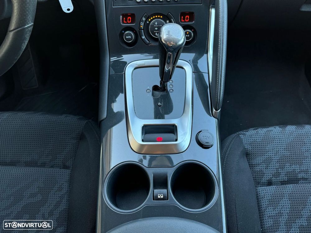 Peugeot 3008 1.6 e-HDi Allure 2-Tronic - 20