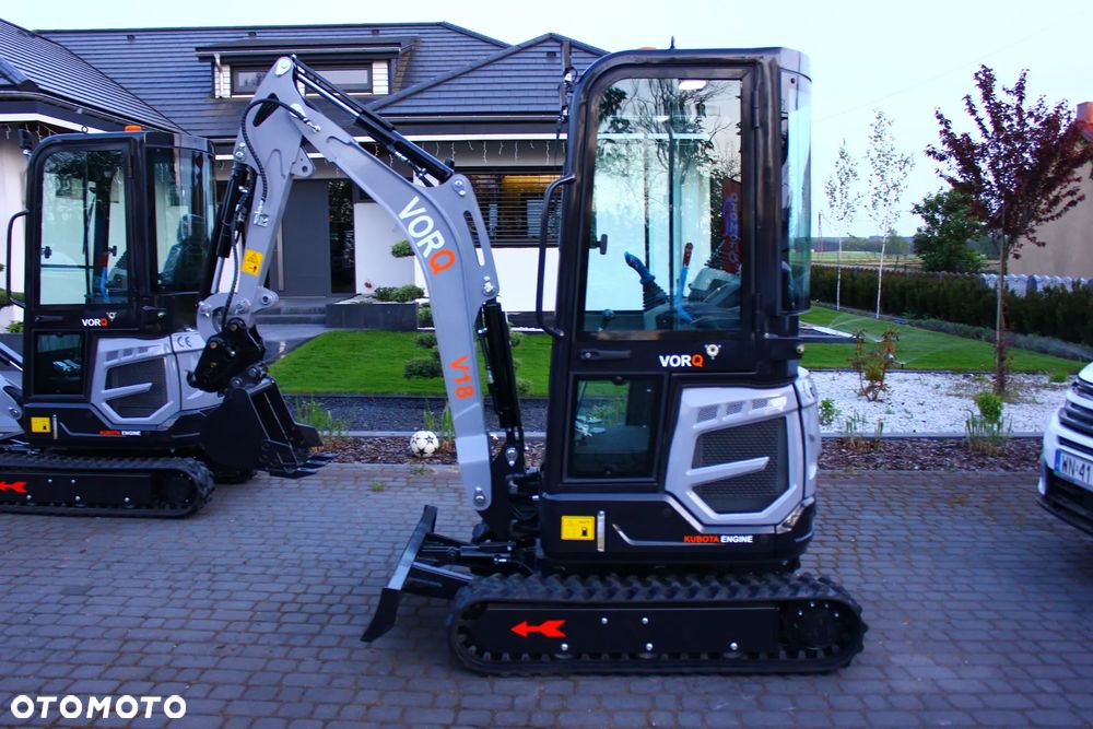 Inny VORQ V18 /KUBOTA /PARKER / 1.8T / KABINA /  ZESTAW ŁYŻEK / - 13