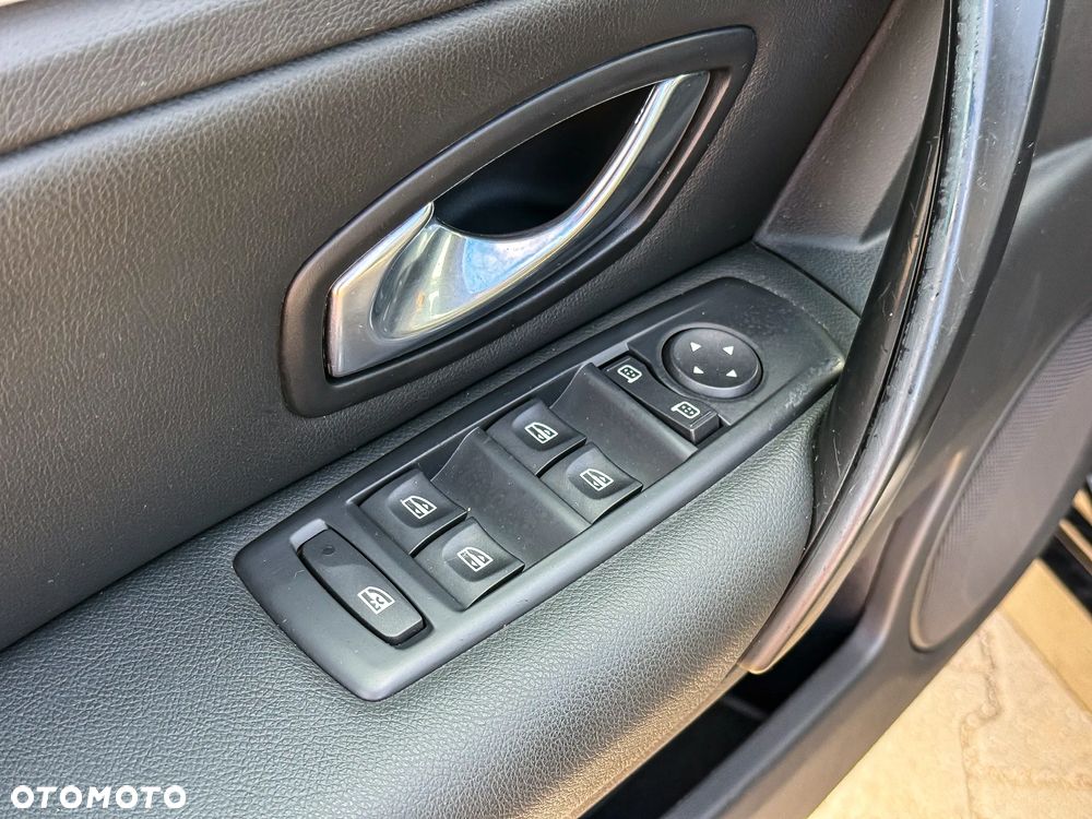 Renault Laguna 2.0 Expression - 8