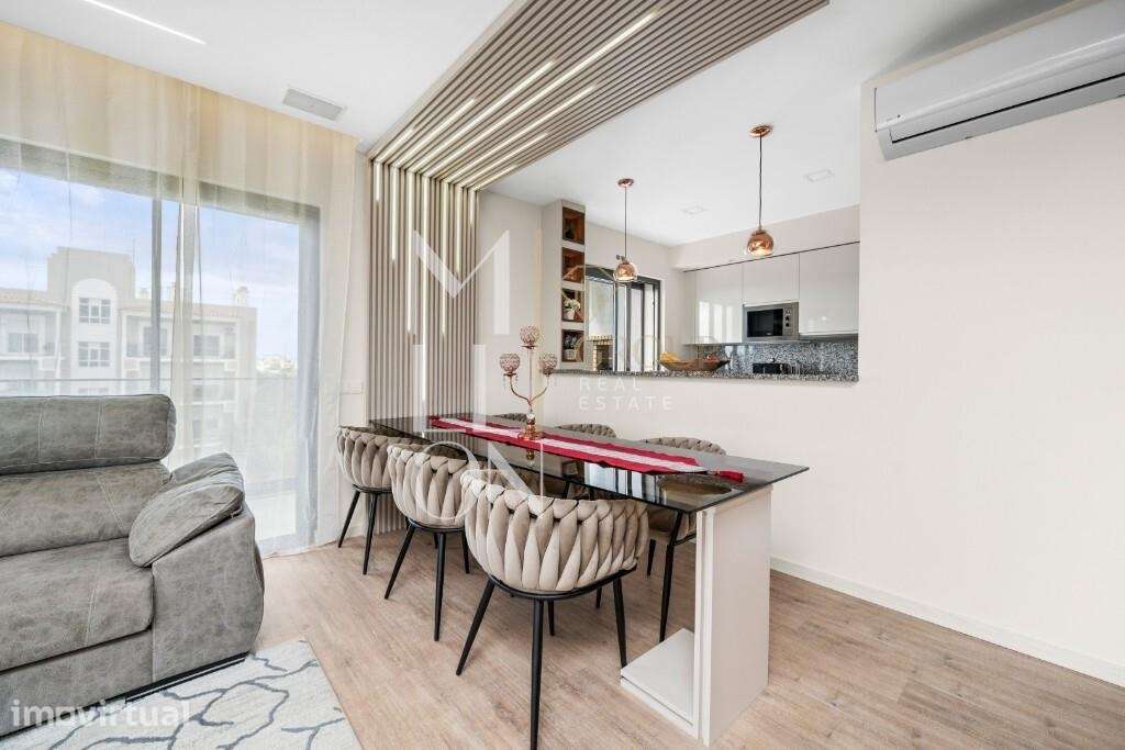 Apartamento T4 Premium Mobilado com Terraço, BBQ e 3 Suites – Urbaniza - Grande imagem: 5/56