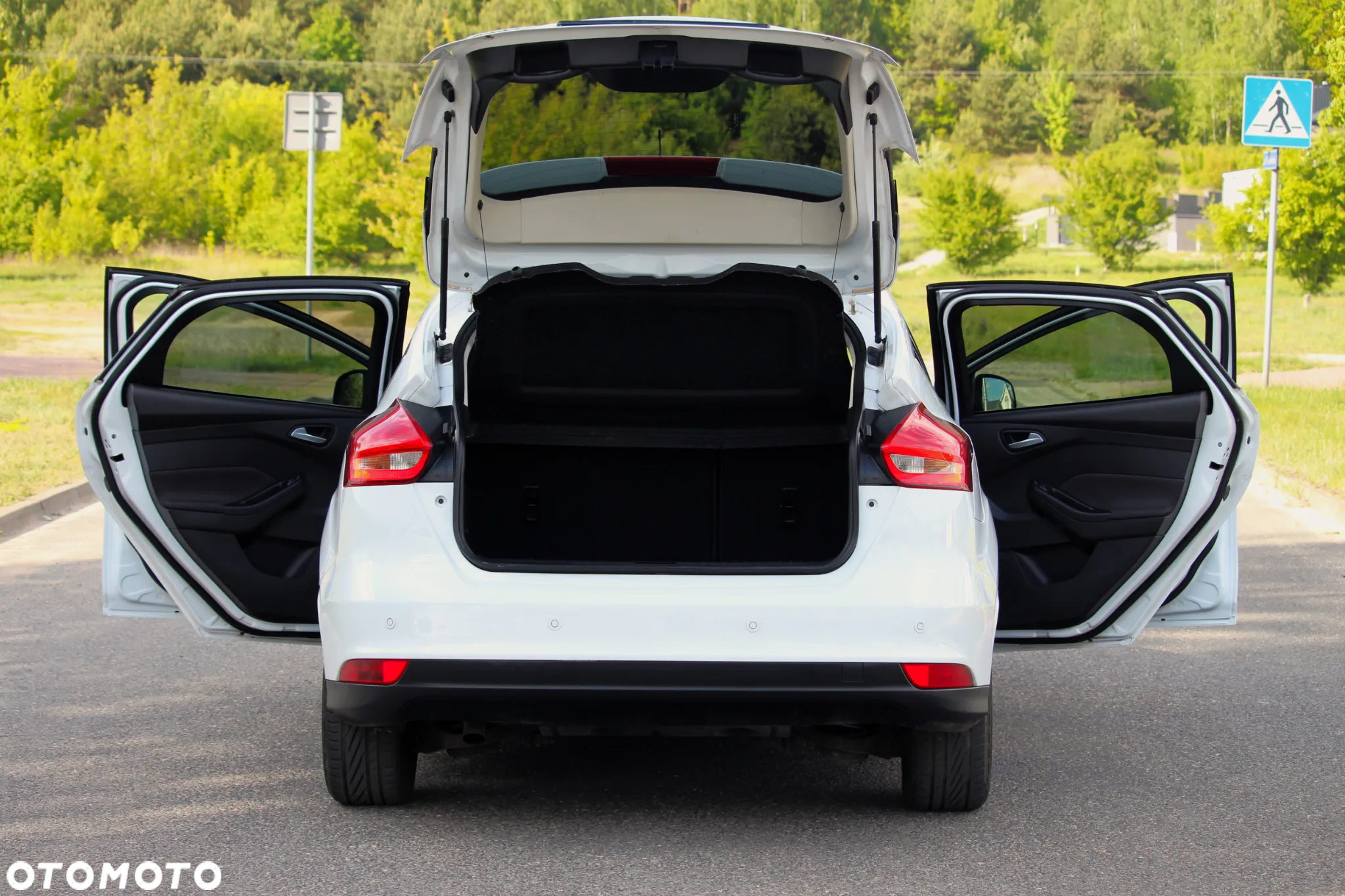 Ford Focus - 12