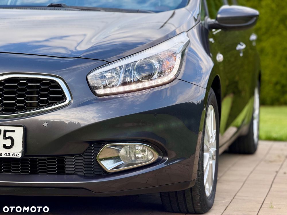 Kia Ceed 1.6 CRDi 128 ISG Platinum Edition - 12