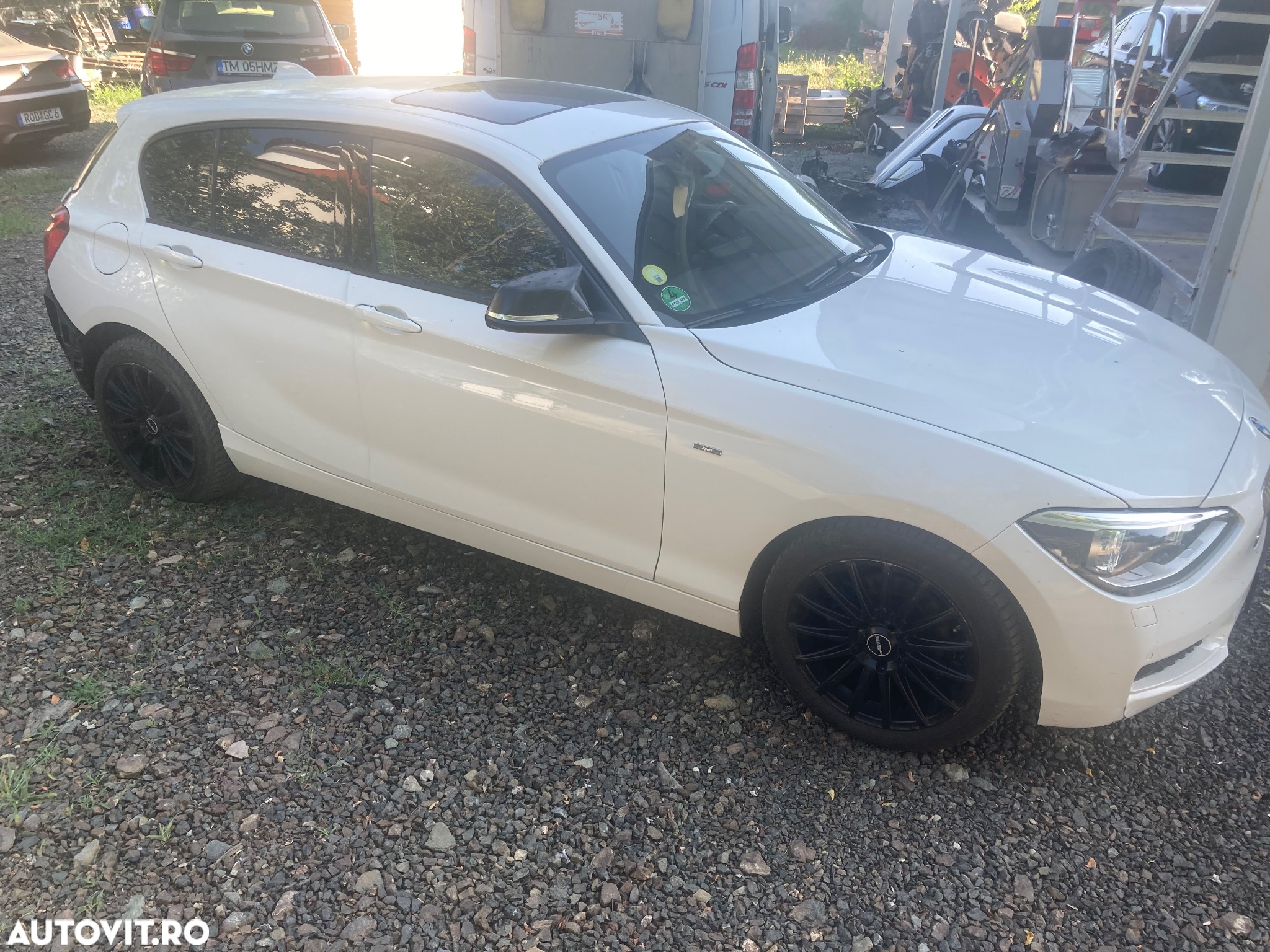 BMW Seria 1 118d Sport Line - 3