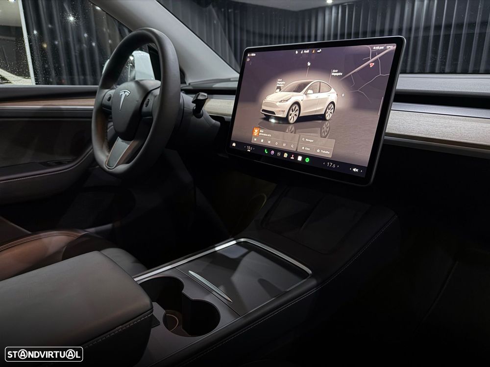 Tesla Model Y Standard - 31