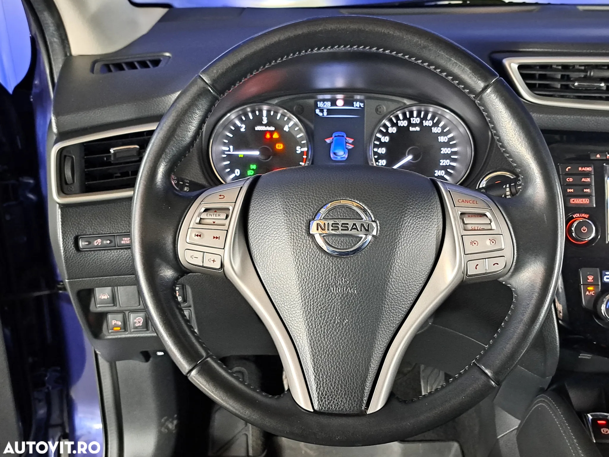 Nissan Qashqai - 12