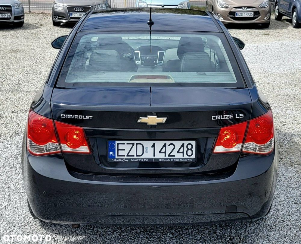 Chevrolet Cruze - 27