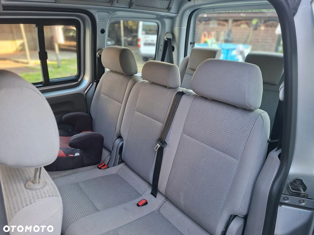 Volkswagen Caddy Mixt - 8