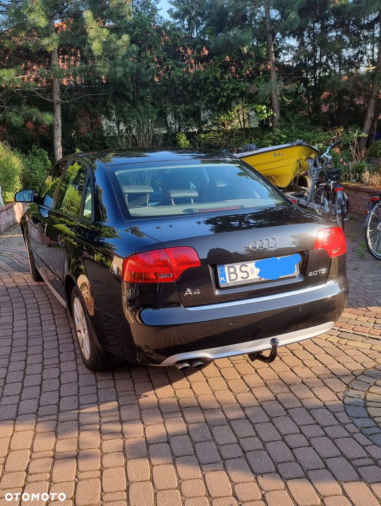 Audi A4 Limousine 2.0 TDI - 4