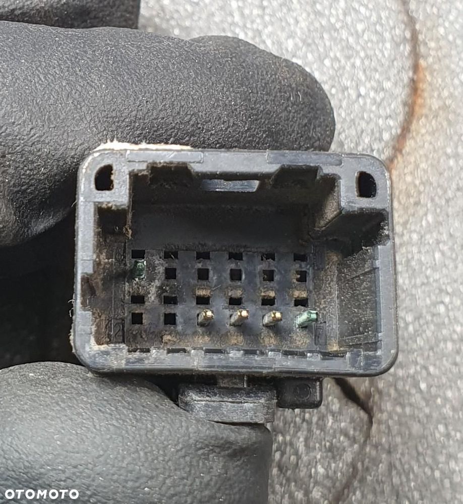 LUSTERKO LEWE 5 PIN RENAULT KANGOO II EUROPA - 6