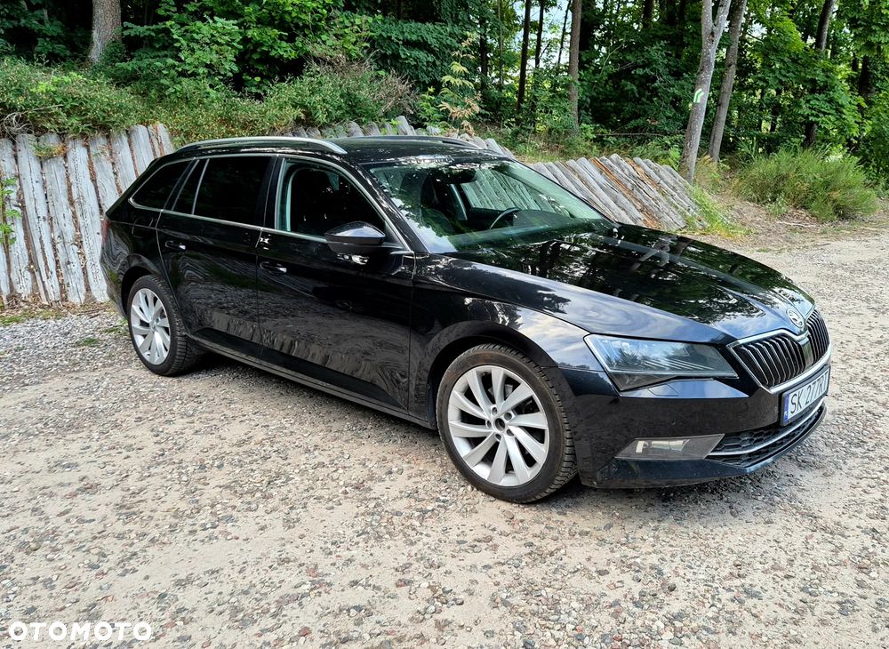 Skoda Superb 2.0 TDI Style DSG7 - 3