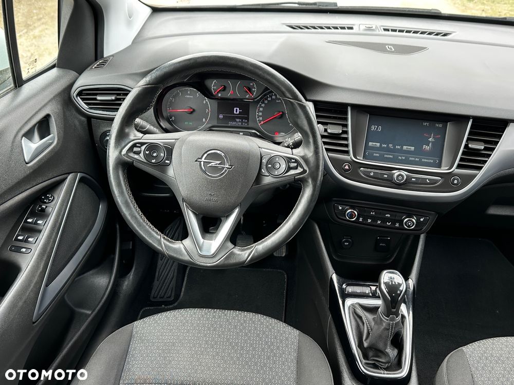 Opel Crossland X - 11
