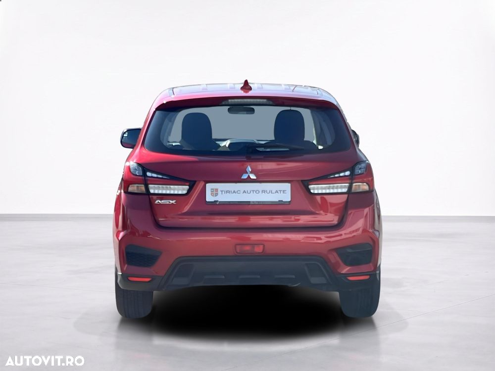 Mitsubishi ASX - 5