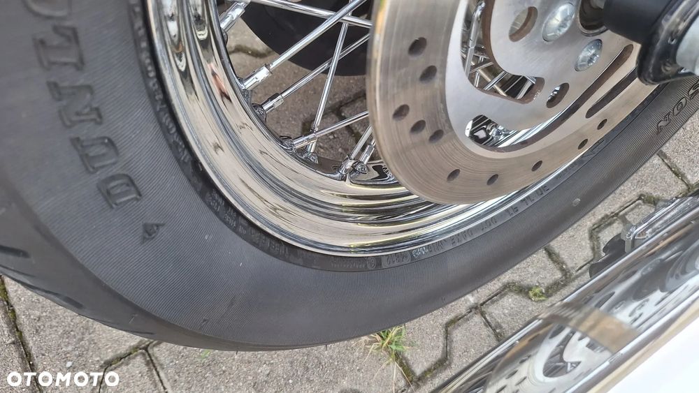 Harley-Davidson Softail Springer Classic - 34