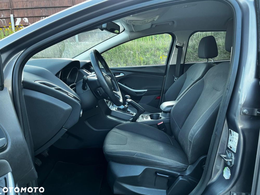 Ford Focus - 10