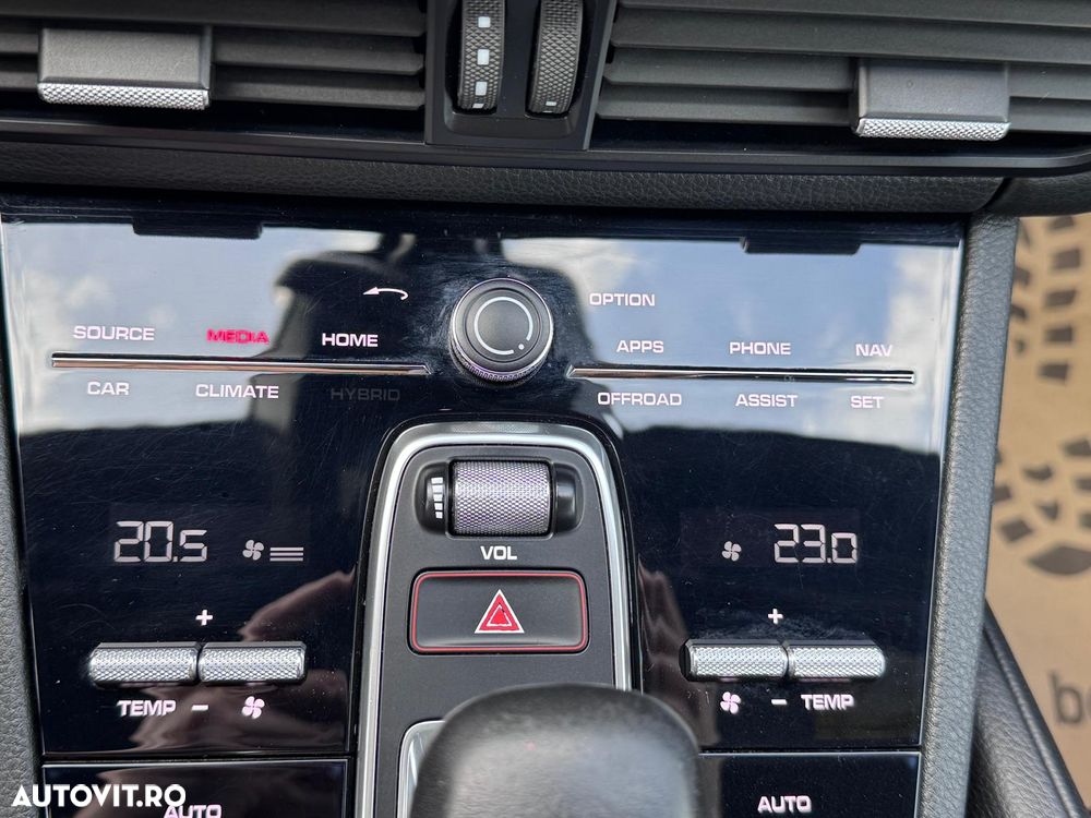 Porsche Cayenne Tiptronic S - 35