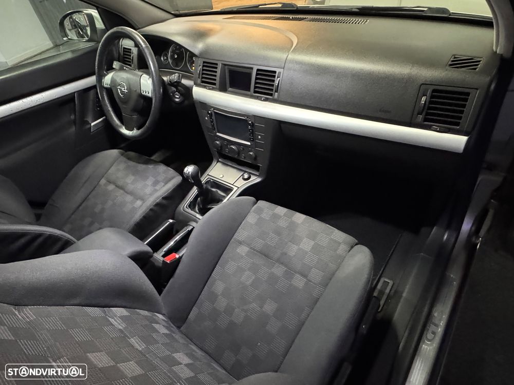 Opel Vectra GTS 2.2 DTi - 16