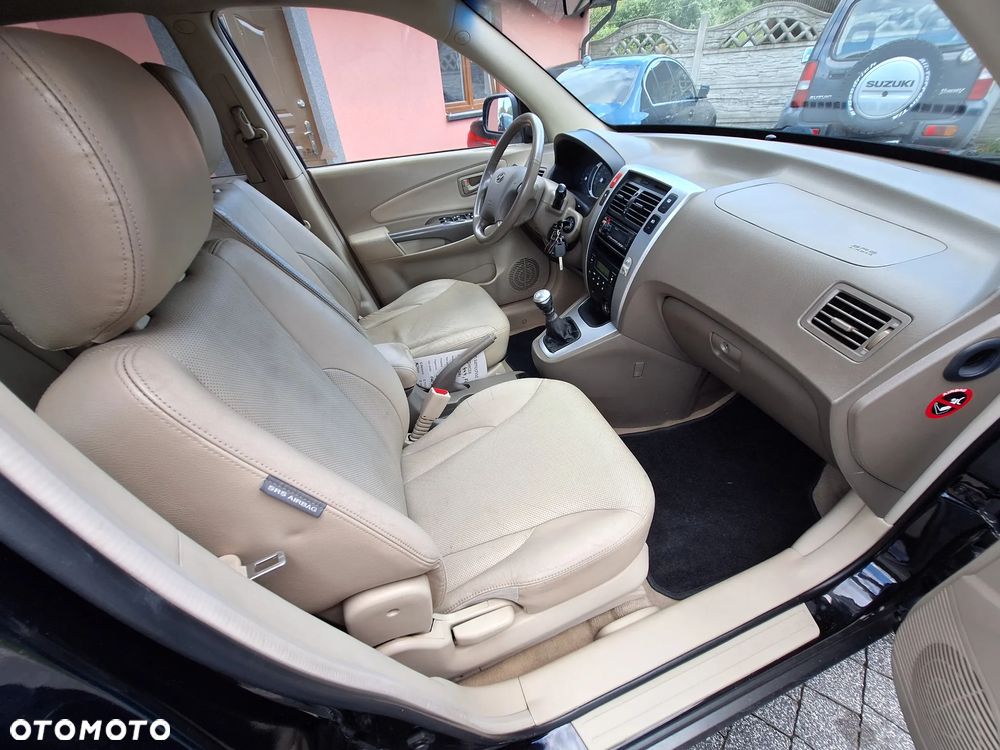 Hyundai Tucson 2.0 CRDi Premium - 5