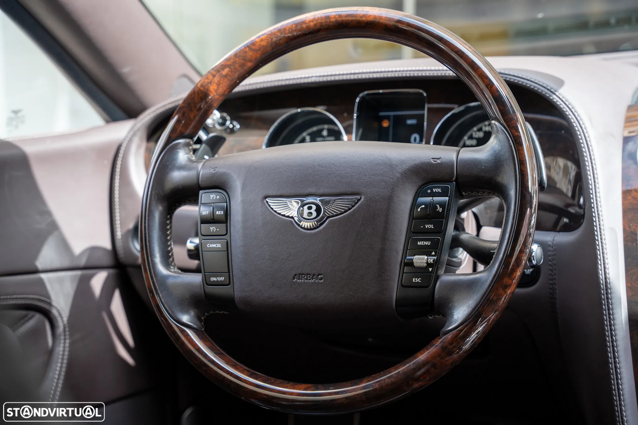 Bentley Continental GT - 14