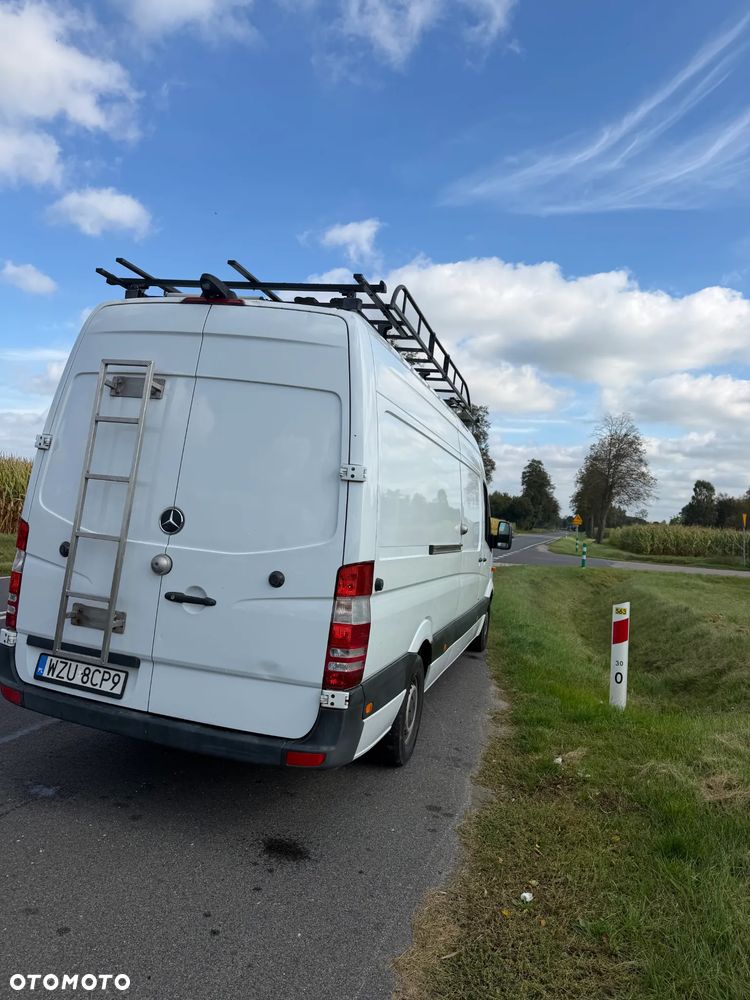 Mercedes-Benz SPRINTER - 11