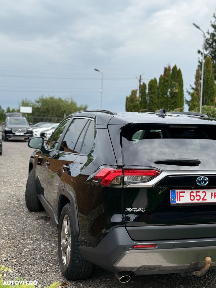 Toyota RAV4 - 3