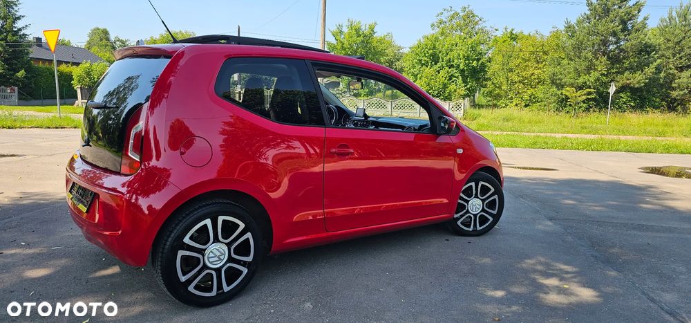 Volkswagen up! - 8