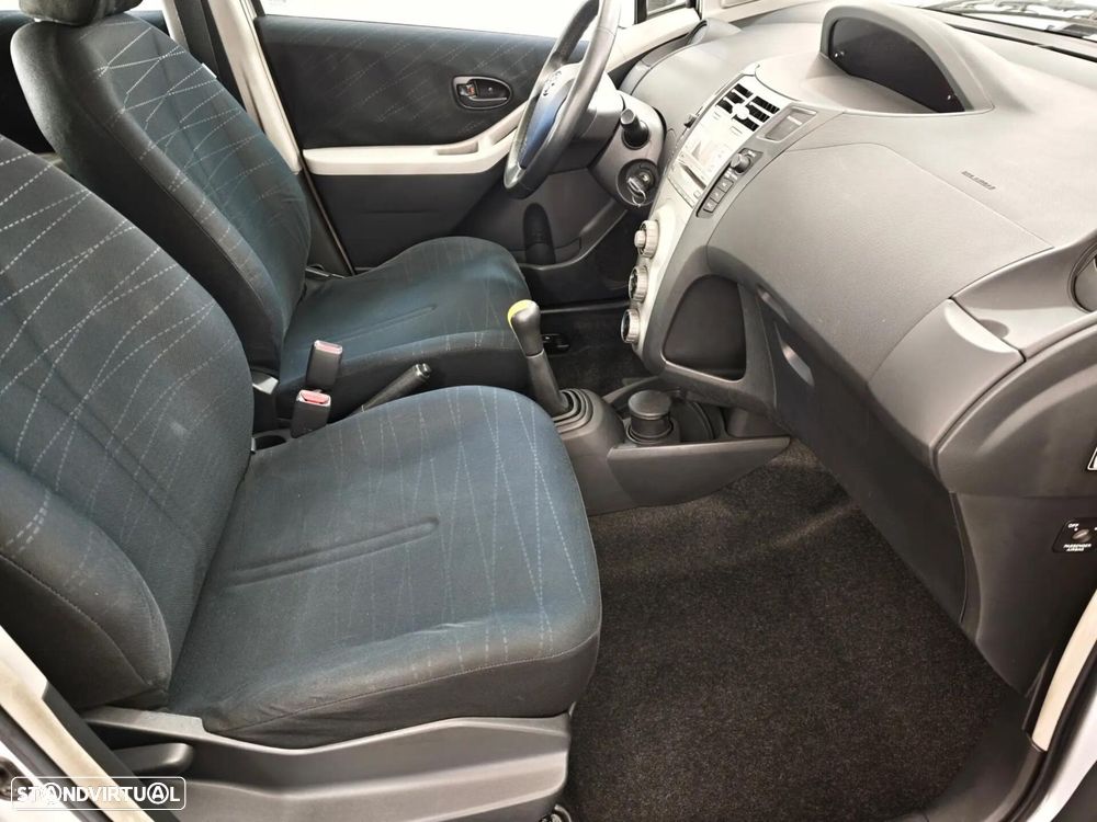 Toyota Yaris 1.0 VVT-i Comfort - 21