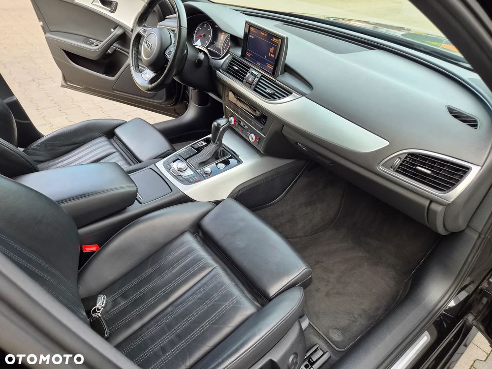 Audi A6 Avant 2.0 TDI Ultra S tronic - 13