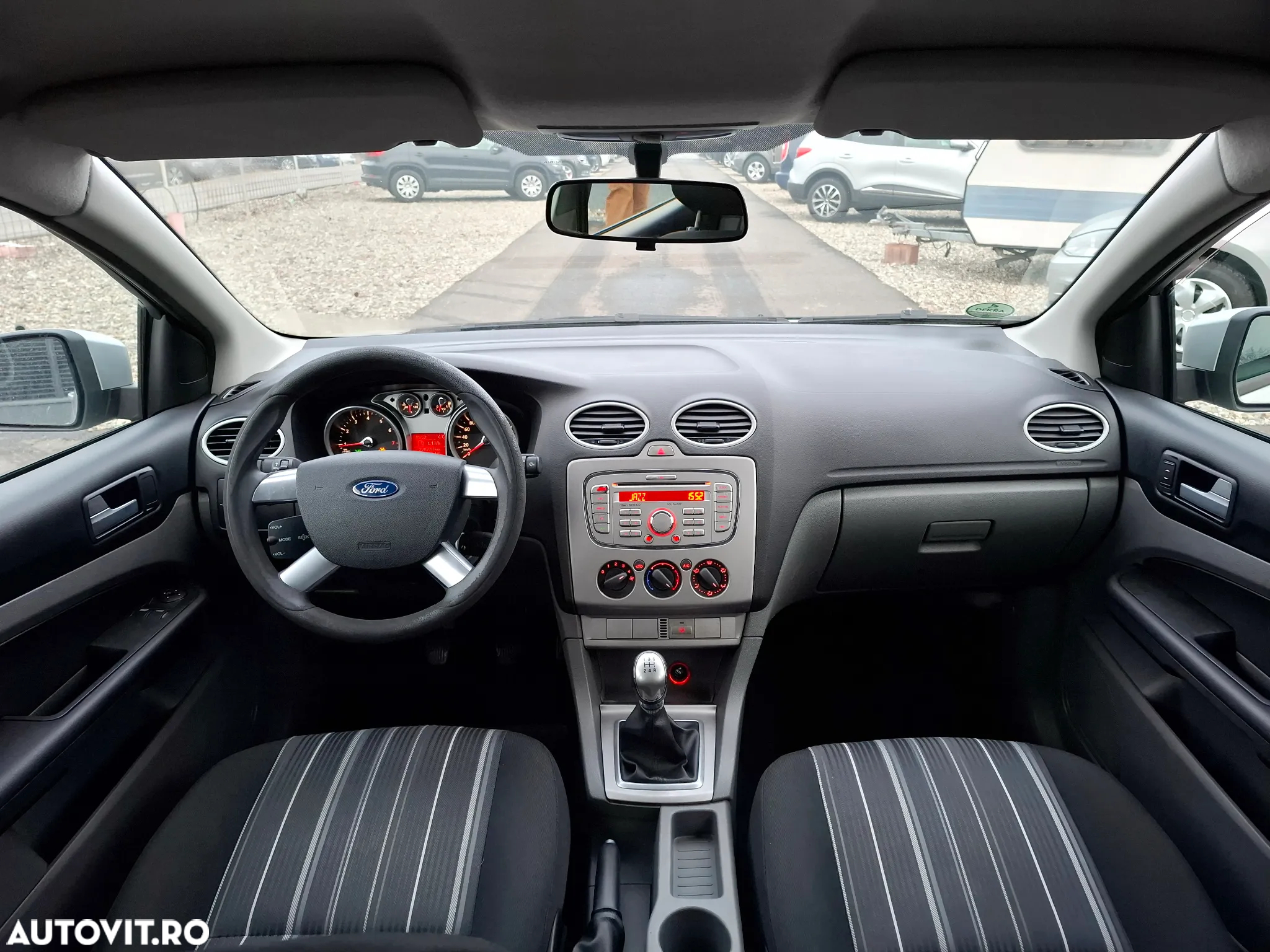 Ford Focus 1.6 16V Style - 8