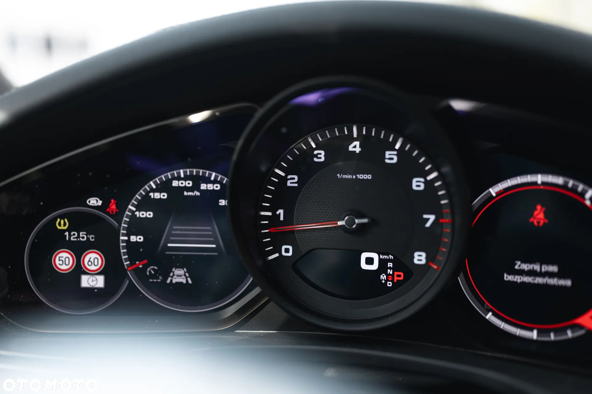 Porsche Panamera 4 - 19