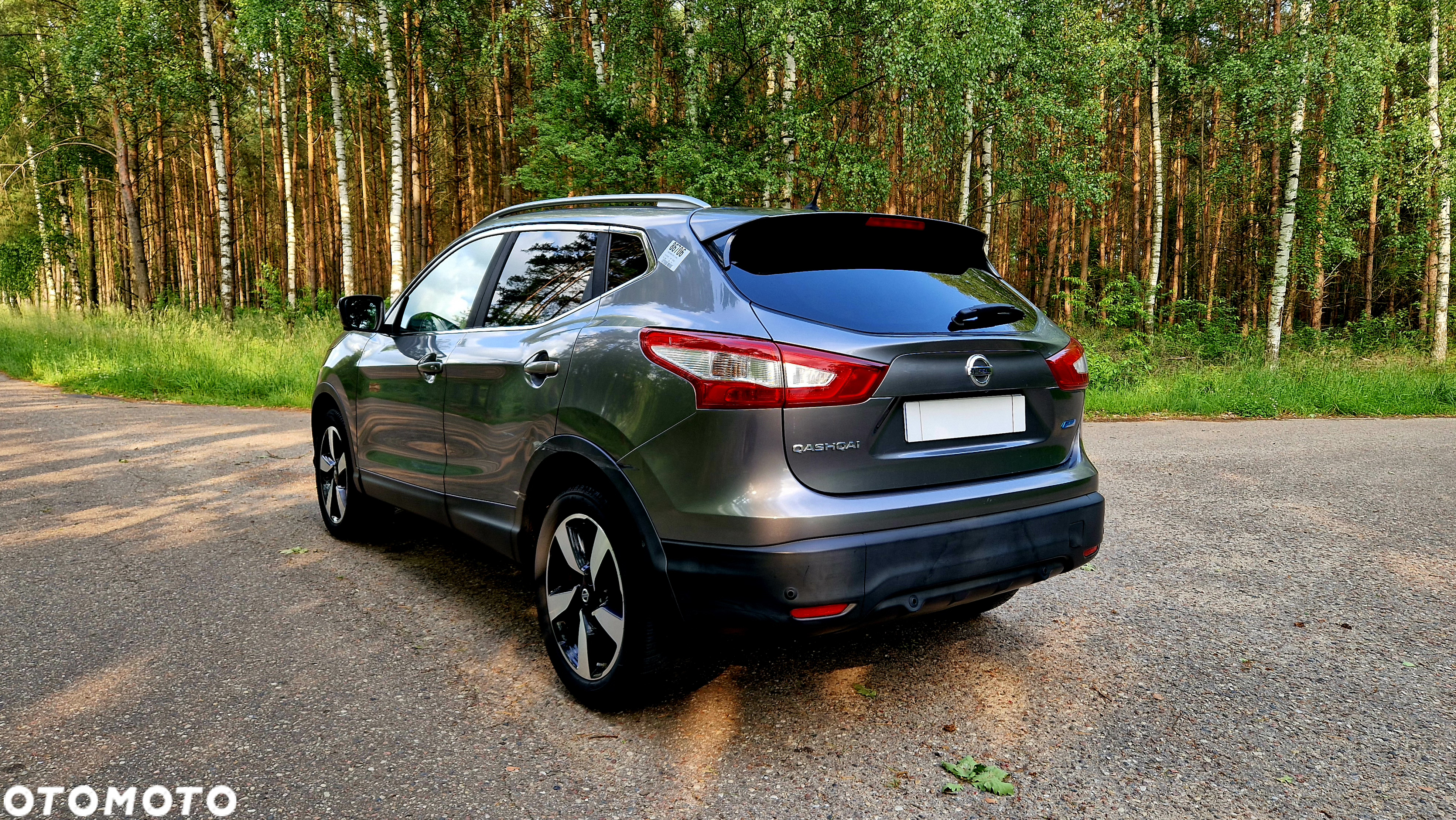 Nissan Qashqai 1.5 dCi Tekna - 4