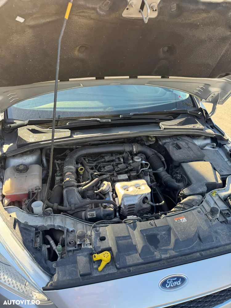 Ford Focus 1.0 EcoBoost Trend - 23