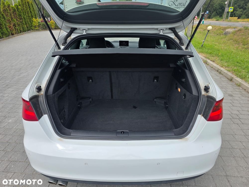 Audi A3 Sportback - 10