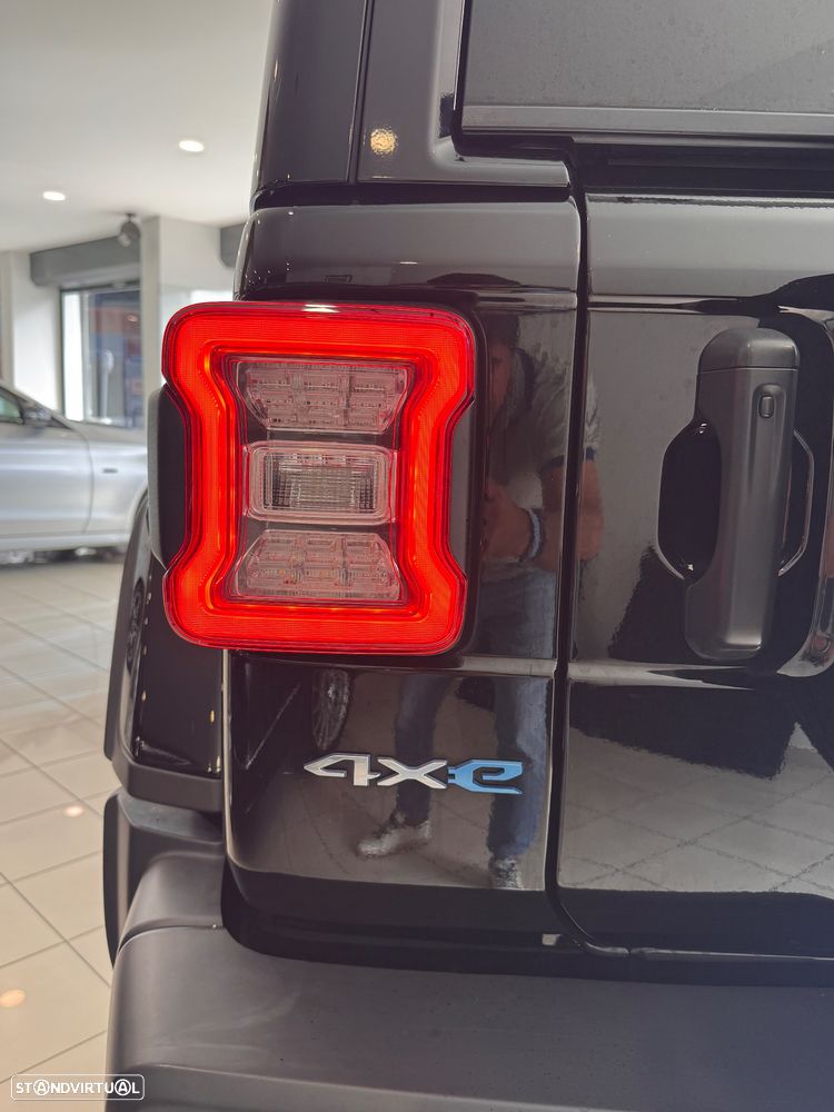 Jeep Wrangler - 7