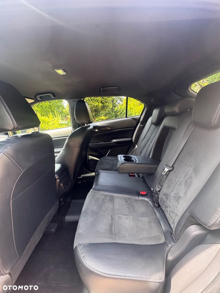 Mitsubishi Eclipse Cross - 18