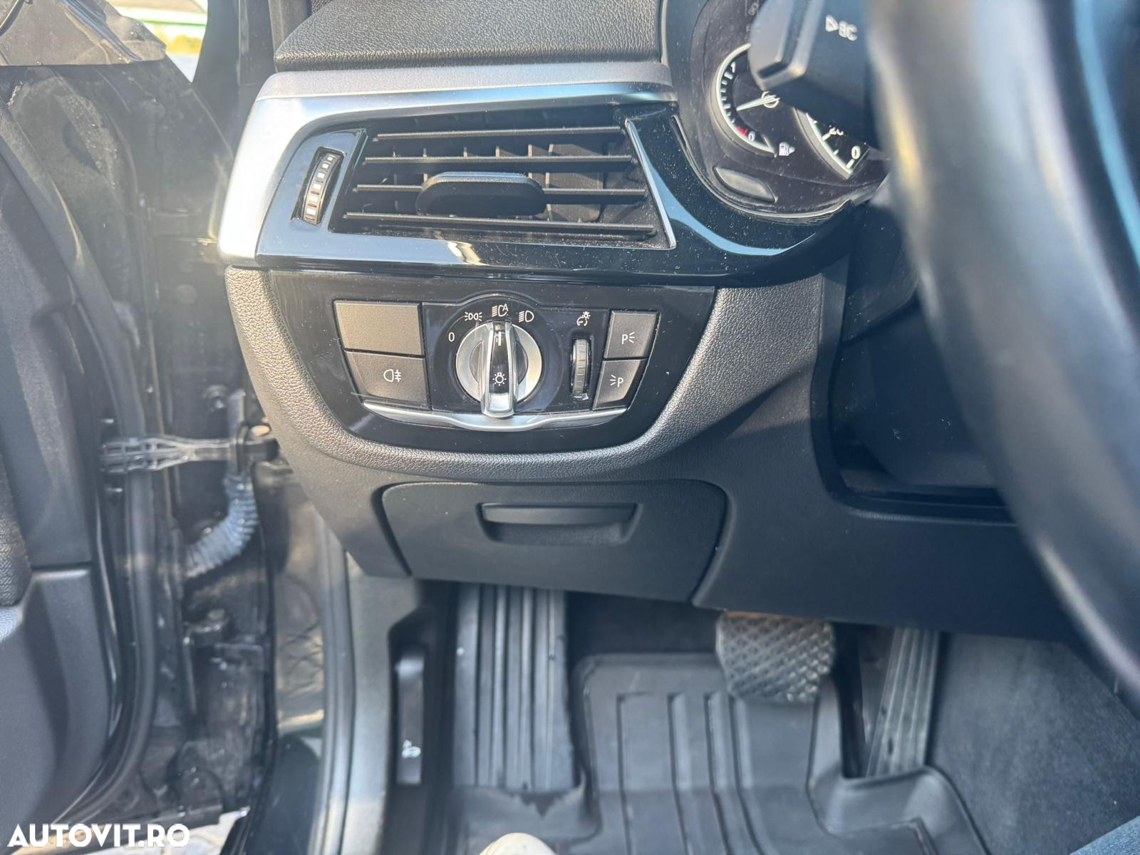 BMW Seria 5 520d Touring Aut. - 17