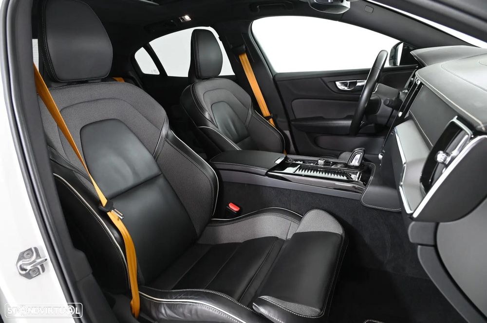 Volvo S60 2.0 T8 PHEV Polestar AWD - 5