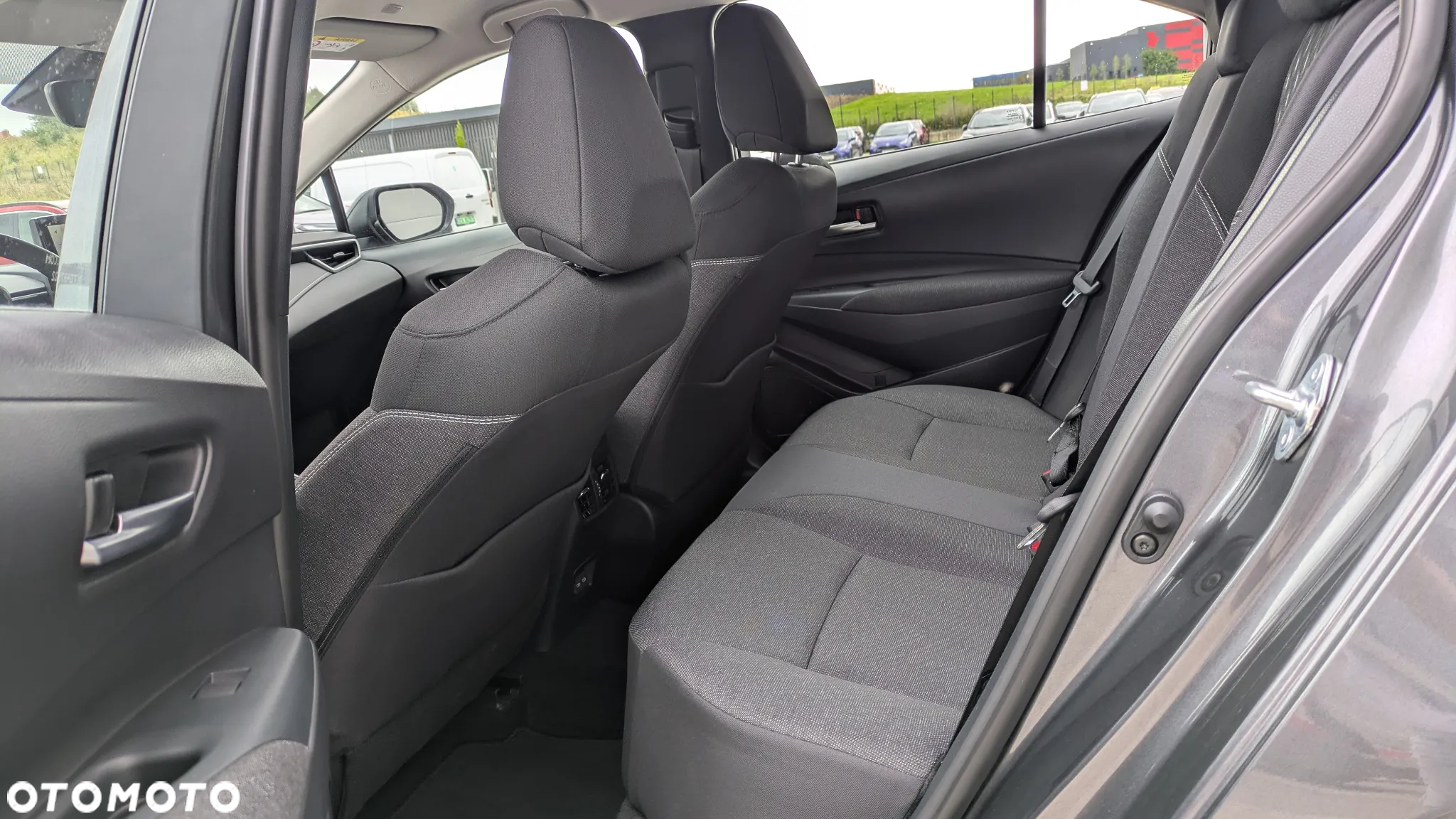 Toyota Corolla 1.5 Comfort - 11