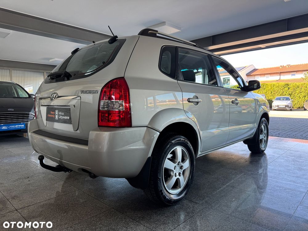 Hyundai Tucson 2.0 Comfort 2WD - 15