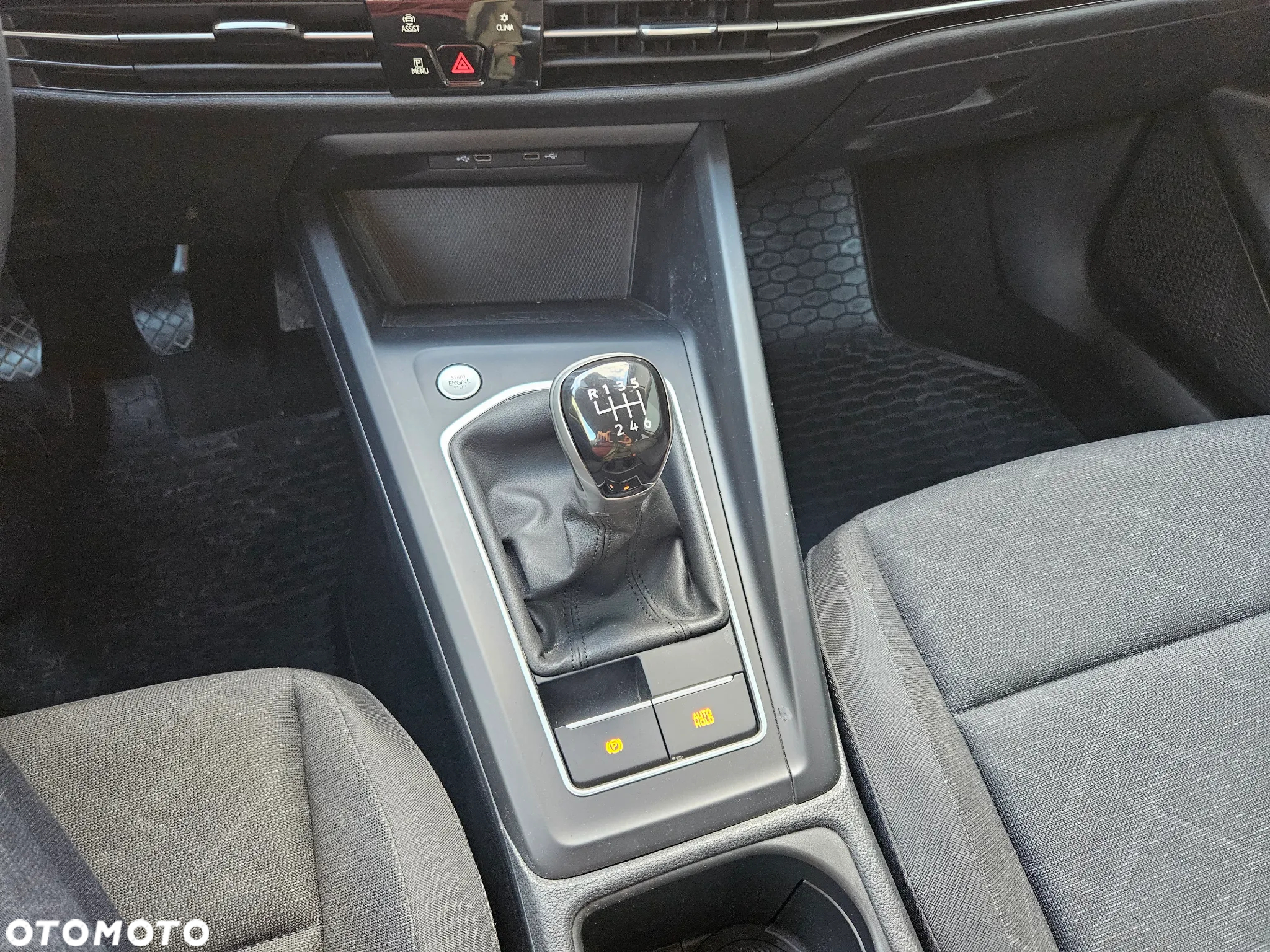 Volkswagen Golf VIII 1.5 TSI EVO Life - 11