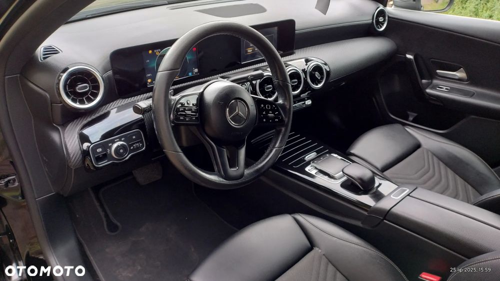 Mercedes-Benz Klasa A 180 d Style 7G-DCT - 8