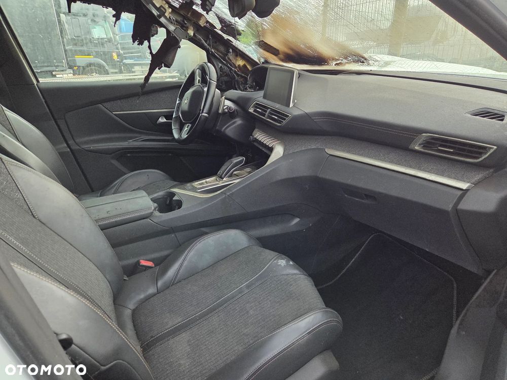 Peugeot 5008 BlueHDi 130 EAT8 GT - 7
